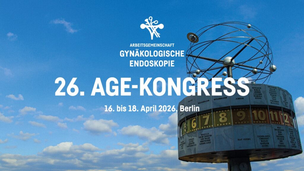 Himmel mit Wolken mit Ansicht der Weltzeituhr am Alexanderplatz in Berlin, Text '6. AGE-KONGRESS 14. bis 16. April 2022, Berlin' und Logo der Arbeitsgemeinschaft Gynäkologische Endoskopie
